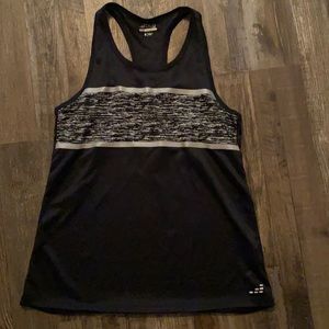 workout tank top